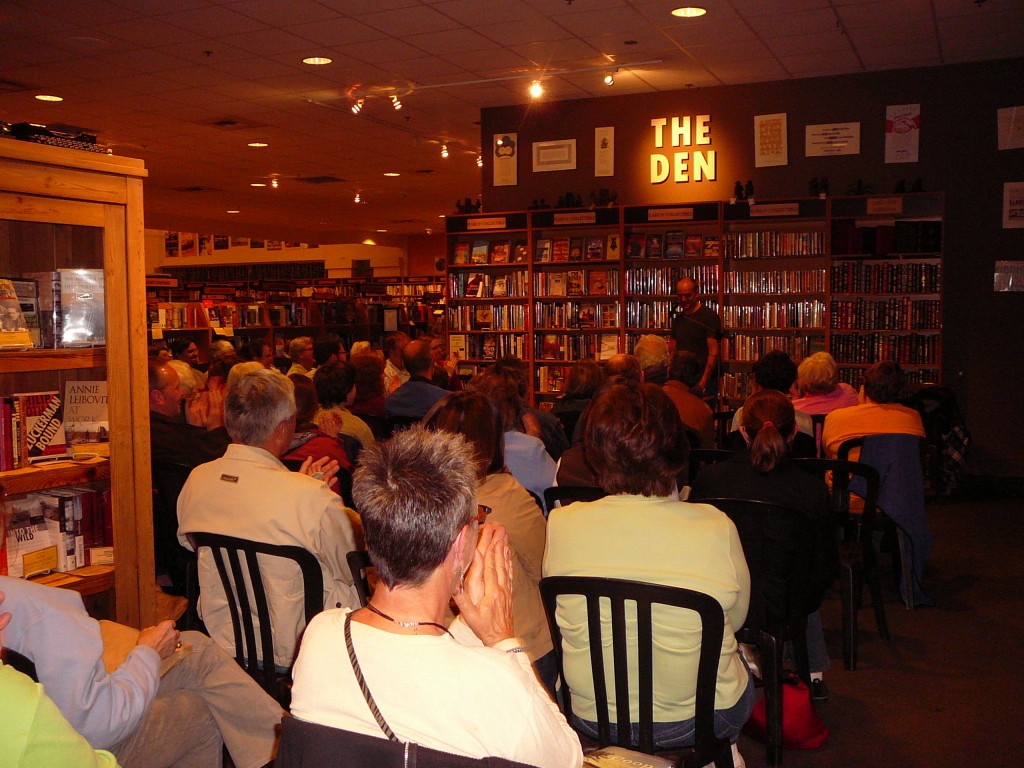 Michael Perry at Third Place Books 001