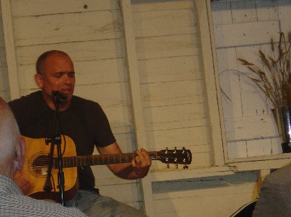05-2007soloattheredbarngchord